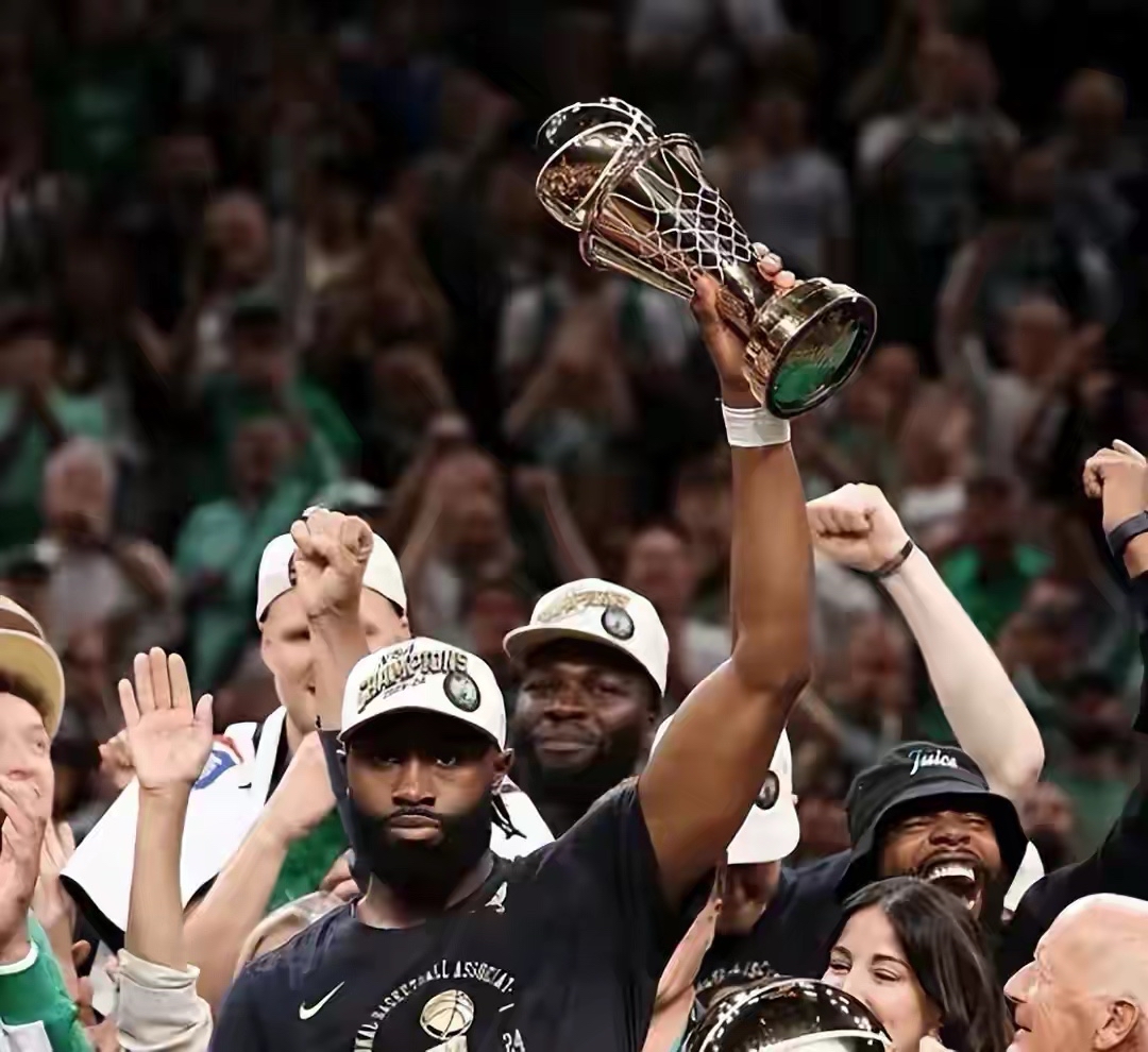 九游体育官网-转折点波士顿凯尔特人复出首秀,NBA总决赛集结日攻防权衡,目标明确,控场能力受关注的简单介绍