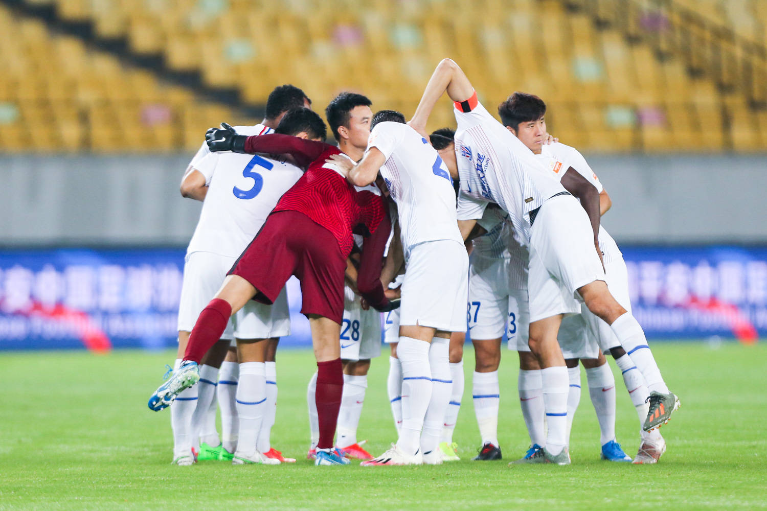 九游体育下载-包含风云突变！北京国安冲刺阶段迎来里程碑，社区盾版图或变，球迷炸锅，阵容厚度经受考验的词条